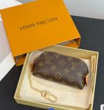 LOUIS VUITTON lv  Charm