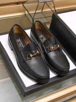 Gucci  shoes - Image 2