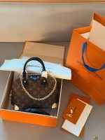 LOUIS VUITTON lv  alma bb trunk - Image 2