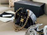 CHANEL 25 BAG black caviar leather mini size 22 cm - Image 2