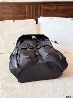 PRADA BAG SIZE :  30 X 40cm - Image 4