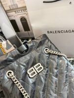 BALENCIAGA BAG SIZE : 24×27 CM - Image 3