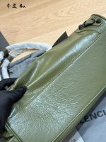 BALENCIAGA BAG size：32*16cm - Image 6