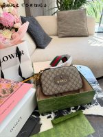 Gucci camera bag - Image 2