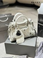 BALENCIAGA BAG SIZE：18×11.9x6.3cm - Image 4