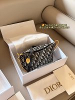DIOR  BAG 22x15CM - Image 2