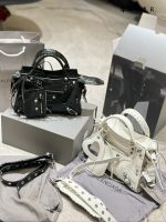 BALENCIAGA BAG SIZE：18×11.9x6.3cm - Image 8