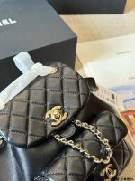 CHANEL BACKPACK  SIZE : 20x16x10cm LAMBSKIN - Image 6