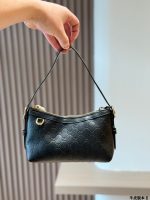 Gucci GG Emblem size :   22 x 14cm - Image 5