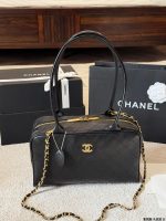 CHANEL TOTE BAG ,SIZE : 27x18.5cm