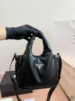 PRADA BAG SIZE :  20 X 15cm - Image 2