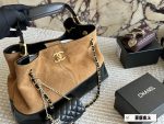 CHANEL 25A HOBO BAG - Image 2