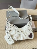 BALENCIAGA BAG SIZE :32x18cm , 25x13cm - Image 3