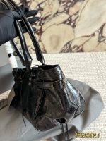 BALENCIAGA BAG size：32*16cm - Image 7