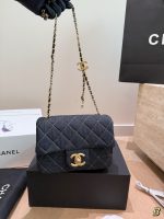 CHANEL CF mini denim bag size : 17*12 cm - Image 2