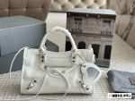 BALENCIAGA BAG SIZE : 26cm , 30cm ,  37cm - Image 6