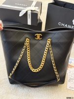 CHANEL TOTE  30 CM