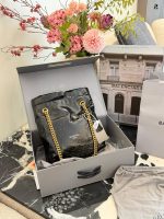 BALENCIAGA BAG SIZE : 24×27 CM - Image 9