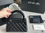 CHANEL 23KELLY SIZE : 20CM - Image 3