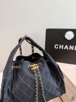 CHANEL 25 DENIM BAG SMALL SIZE : 26*21 CM - Image 5