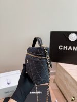 CHANEL LP denim bag  size : 19*12 cm - Image 5