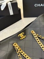 CHANEL TOTE  30 CM - Image 4