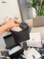 CHANEL 25 A SIZE : 16 CM - Image 3