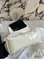CHANEL 24A HOBO BAG,SIZE : 26 X 17cm - Image 7