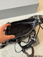 BALENCIAGA BAG SIZE : 26x13x18cm - Image 10