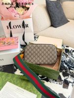 Gucci camera bag - Image 6