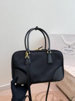 PRADA BAG,  SIZE : 31*18 CM - Image 3