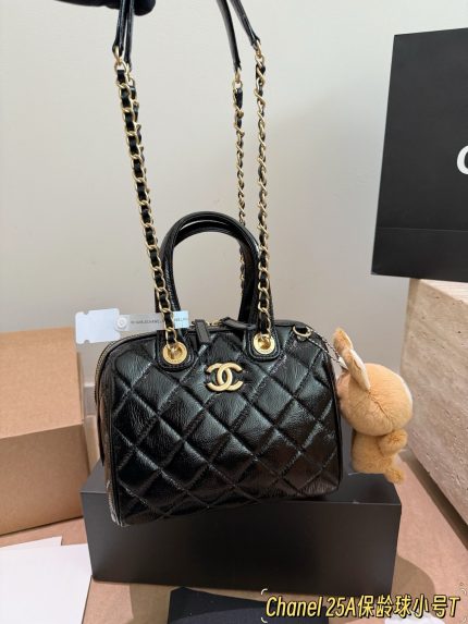 CHANEL 25A BAG,  SIZE: 30cm