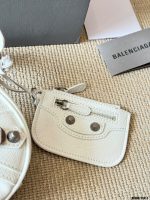 BALENCIAGA BAG SIZE :32x18cm , 25x13cm - Image 10