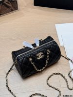 CHANEL 25P  BAG SIZE :  19 X 12cm - Image 6