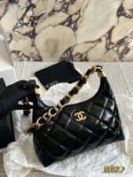 CHANEL 24A HOBO BAG,SIZE : 26 X 17cm - Image 6