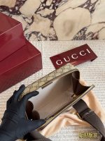 GUCCI Black  size : 25 X 15 cm - Image 9