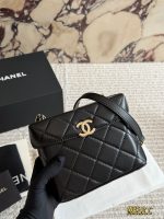 CHANEL  VANITY BAG