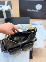 CHANEL 26C HOBO BAG SIZE : 25 X 18cm - Image 9