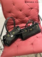 PRADA soft lux SIZE : 15.5*32*12cm MEDIUM SIZE - Image 12