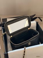 CHANEL VANITY , size：18*10cm - Image 8