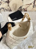 CHANEL 24A HOBO BAG,SIZE : 26 X 17cm - Image 9
