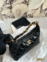 CHANEL 24A HOBO BAG,SIZE : 26 X 17cm - Image 7