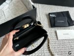 CHANEL 23KELLY SIZE : 20CM - Image 7