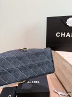 CHANEL 25 DENIM BAG SMALL SIZE : 26*21 CM - Image 8