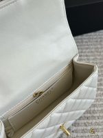 CHANEL 23K BAG , size ：20*12cm - Image 9