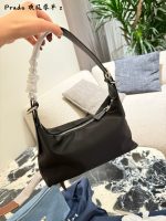 PRADA BAG SIZE : 25CM - Image 4