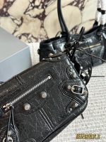 BALENCIAGA BAG size：24*14cm - Image 2