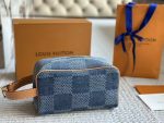 LOUIS VUITTON lv toiletry bag