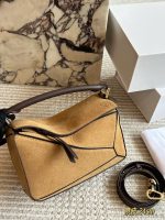 LOEWE PUZZLE SUEDE BAG SIZE :  24CM - Image 2