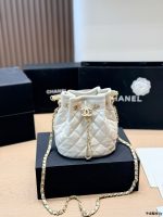 chanel 25 bag size : 17 X 18cm - Image 3